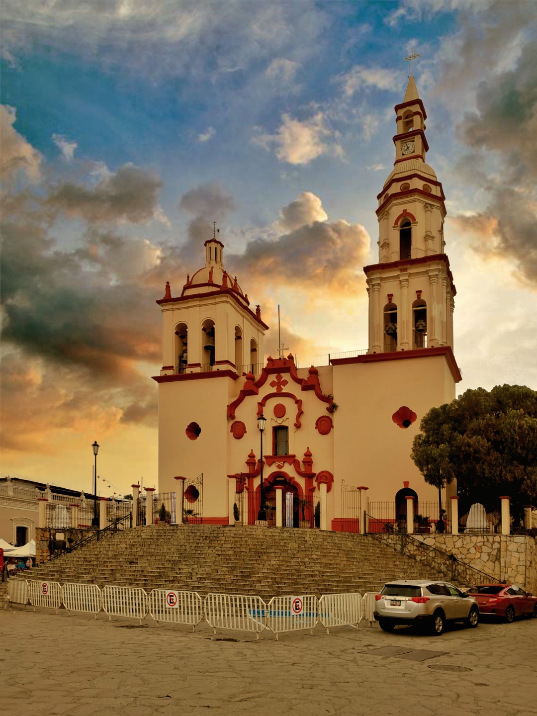 Santiago, sultán del norte.