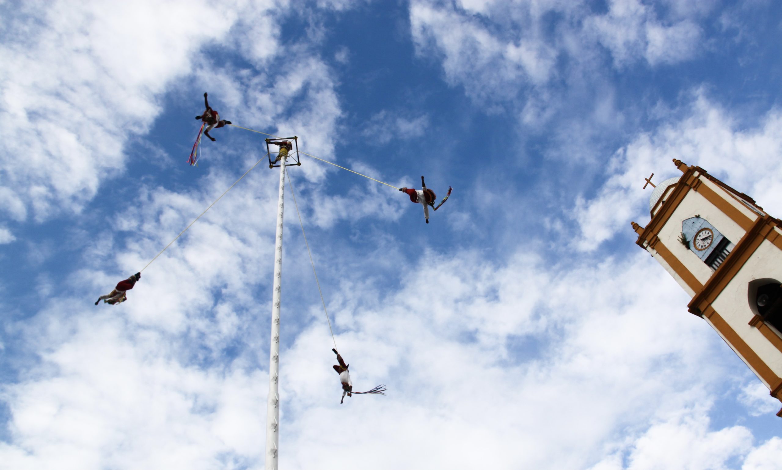 A la altura del cielo