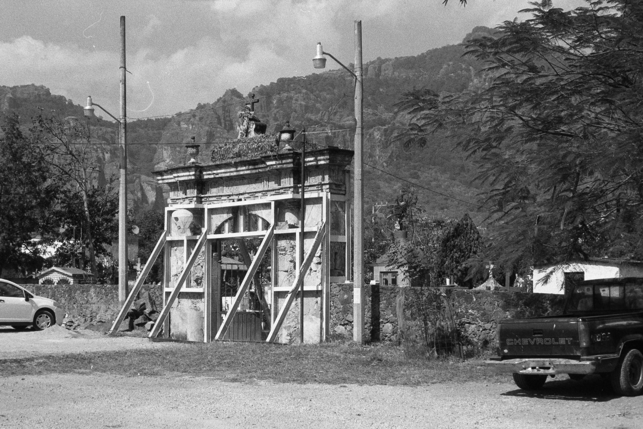 Fachada del cementerio de Tepoztlan