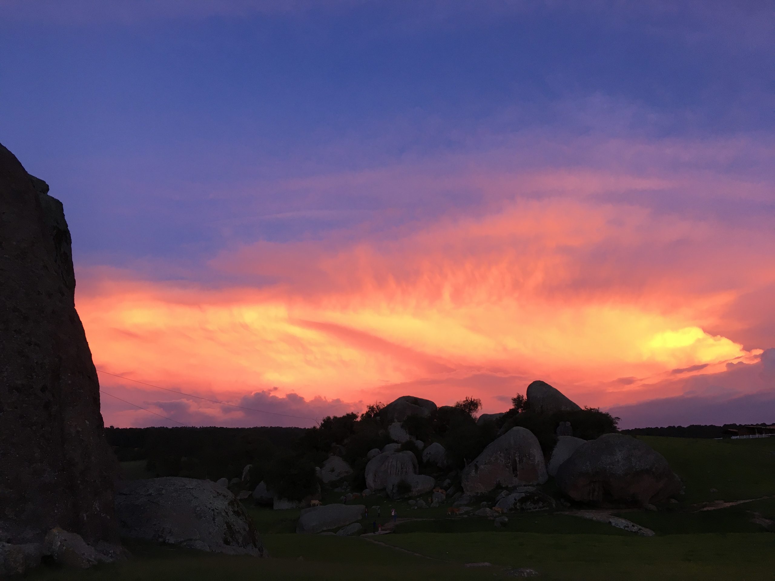 Atardeceres Mágicos os en Las Piedrotas , Tapalpa, Jalisco