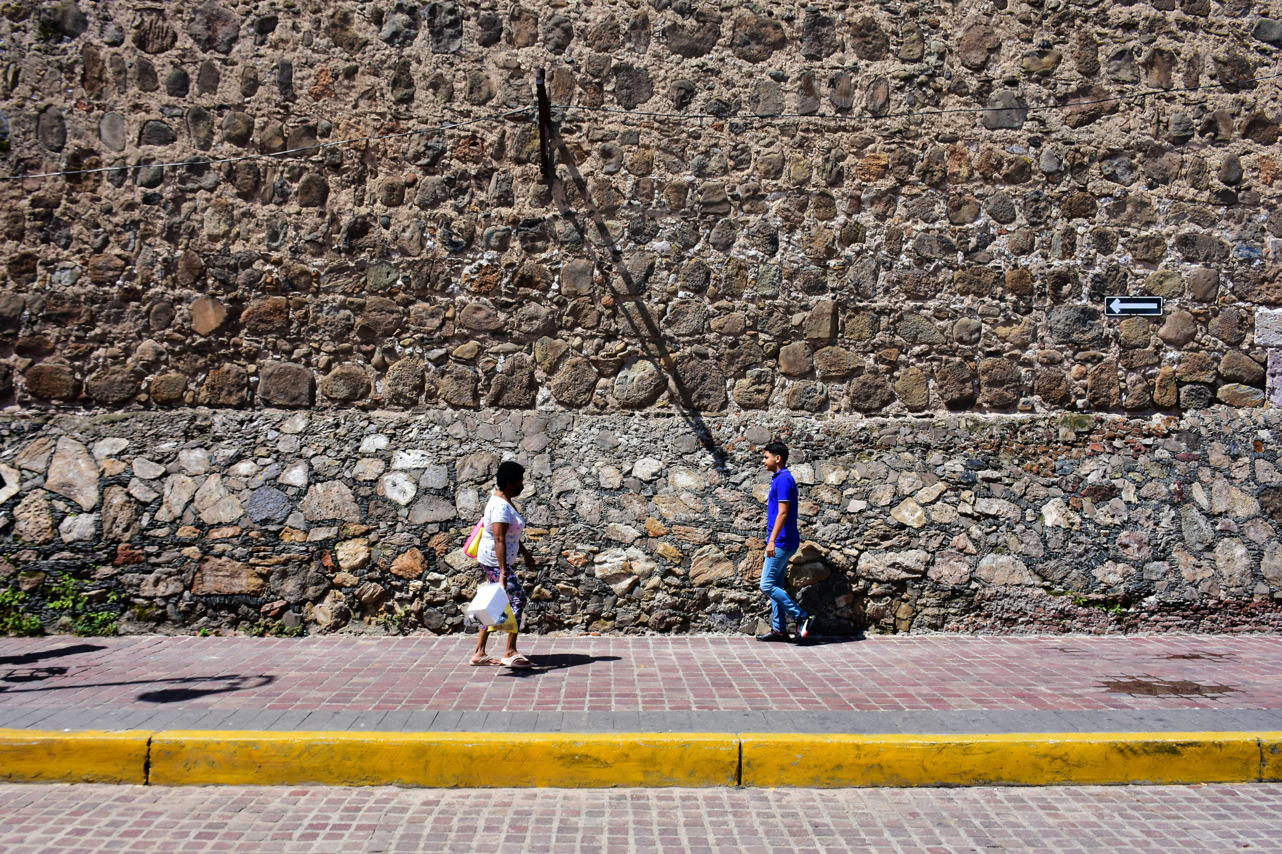 CALLE DE TEQUILA II