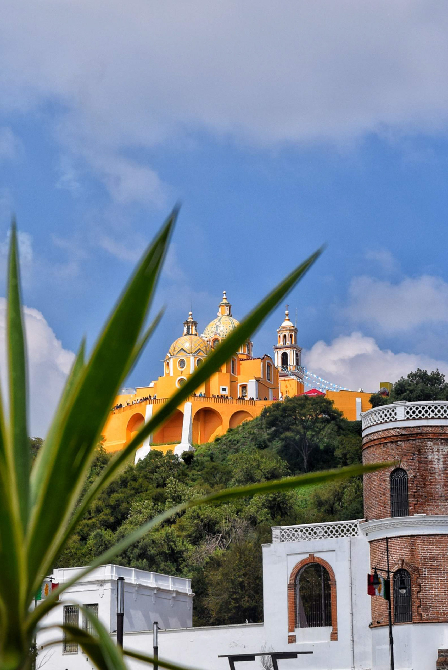 Prehispánico, colonial y contemporáneo.