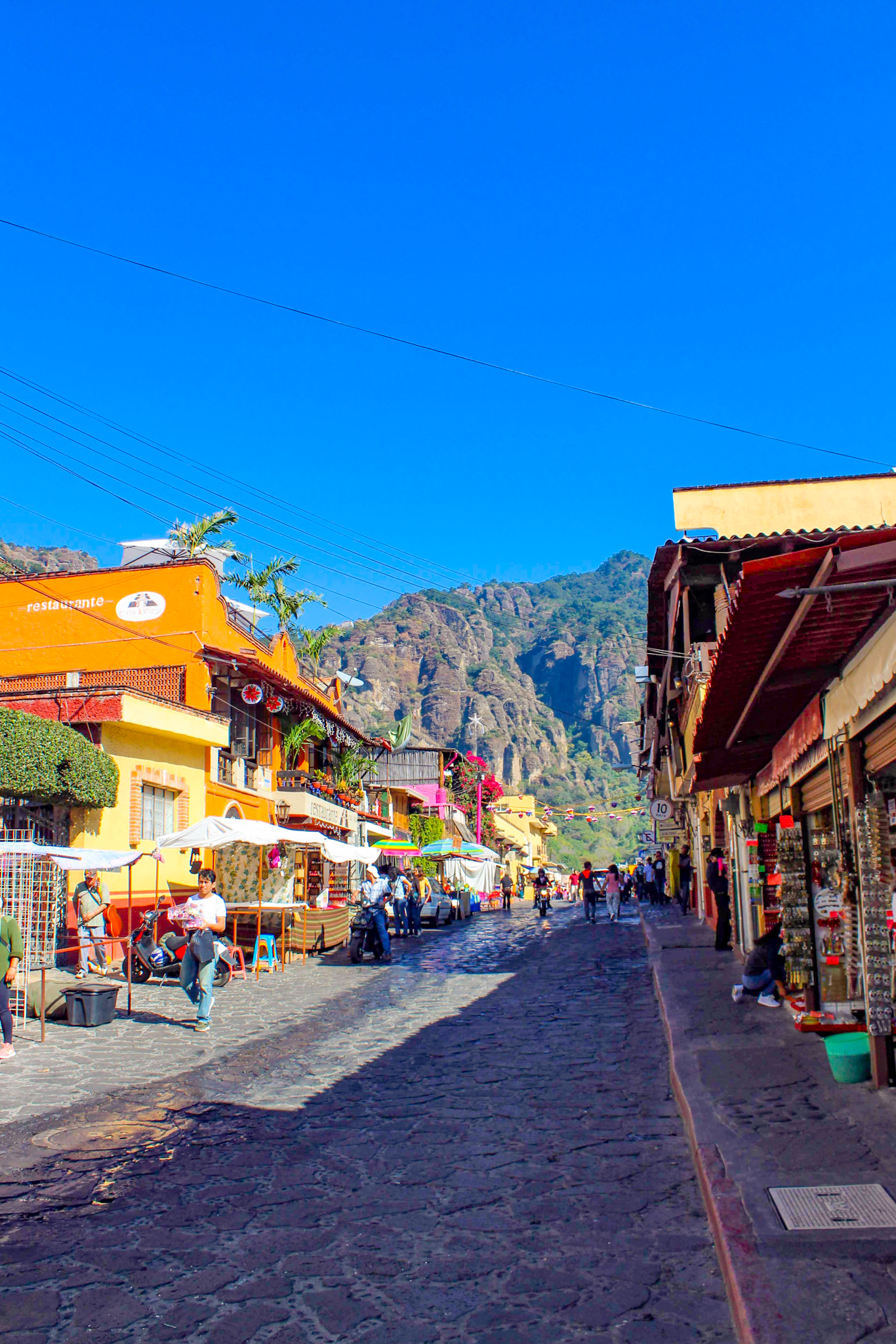 Hacia el Tepozteco.