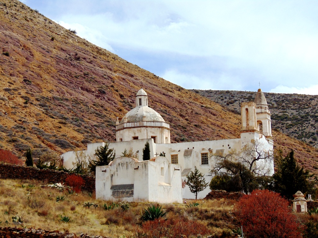 Templo en Cementerio