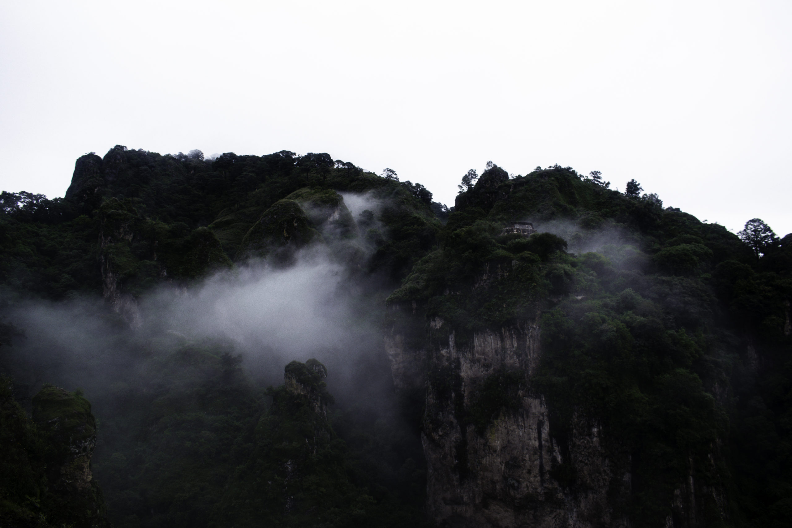 La imponente pirámide del Tepozteco