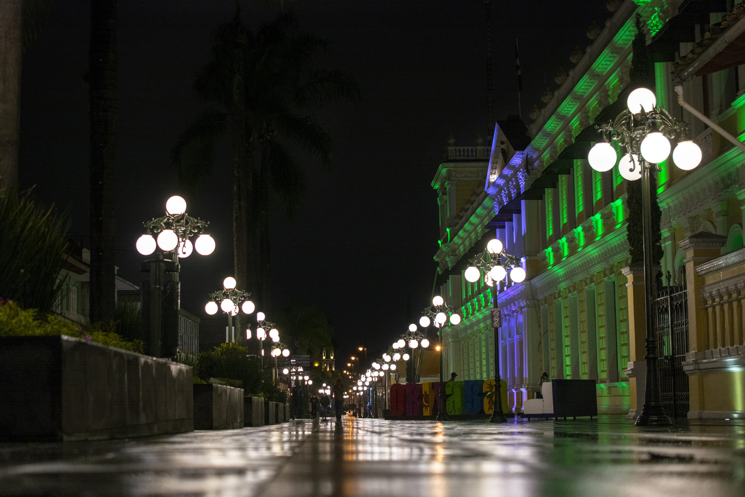 Paseo Colón