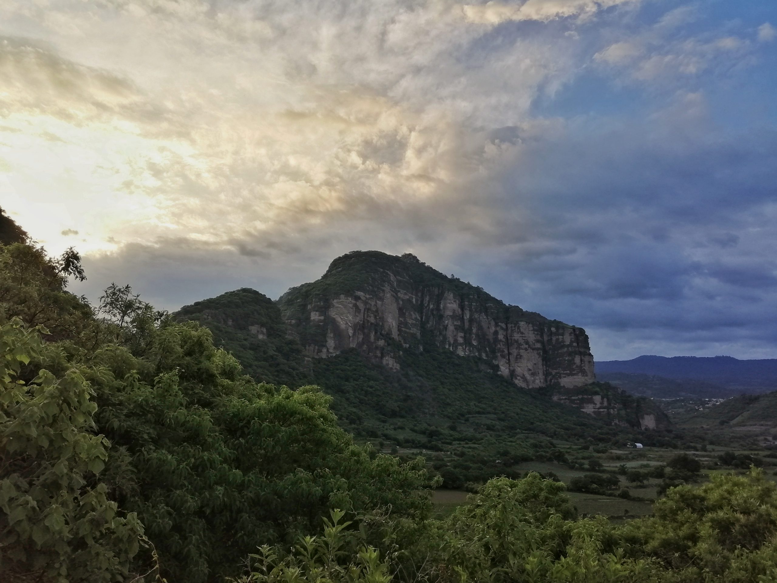 El Cerro Grande desde la vista del Tlatoani