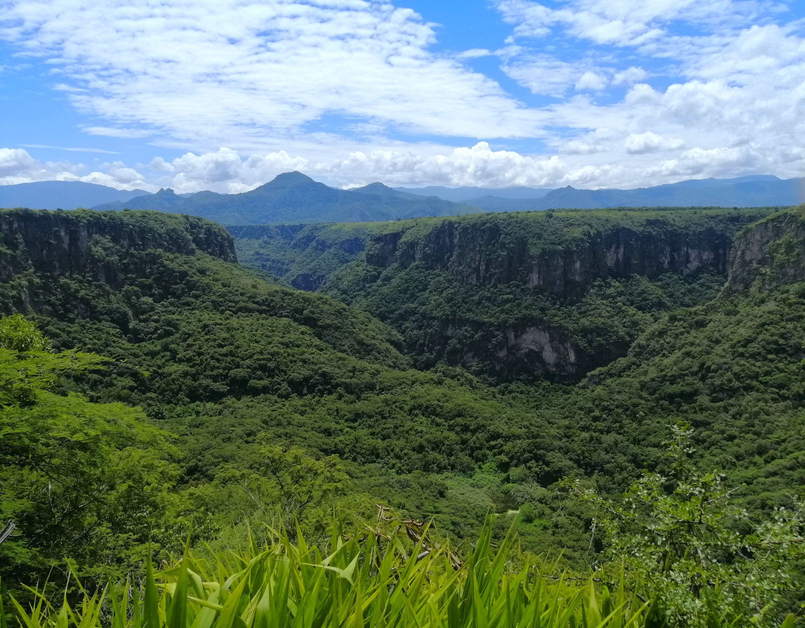 Montañas ocultas