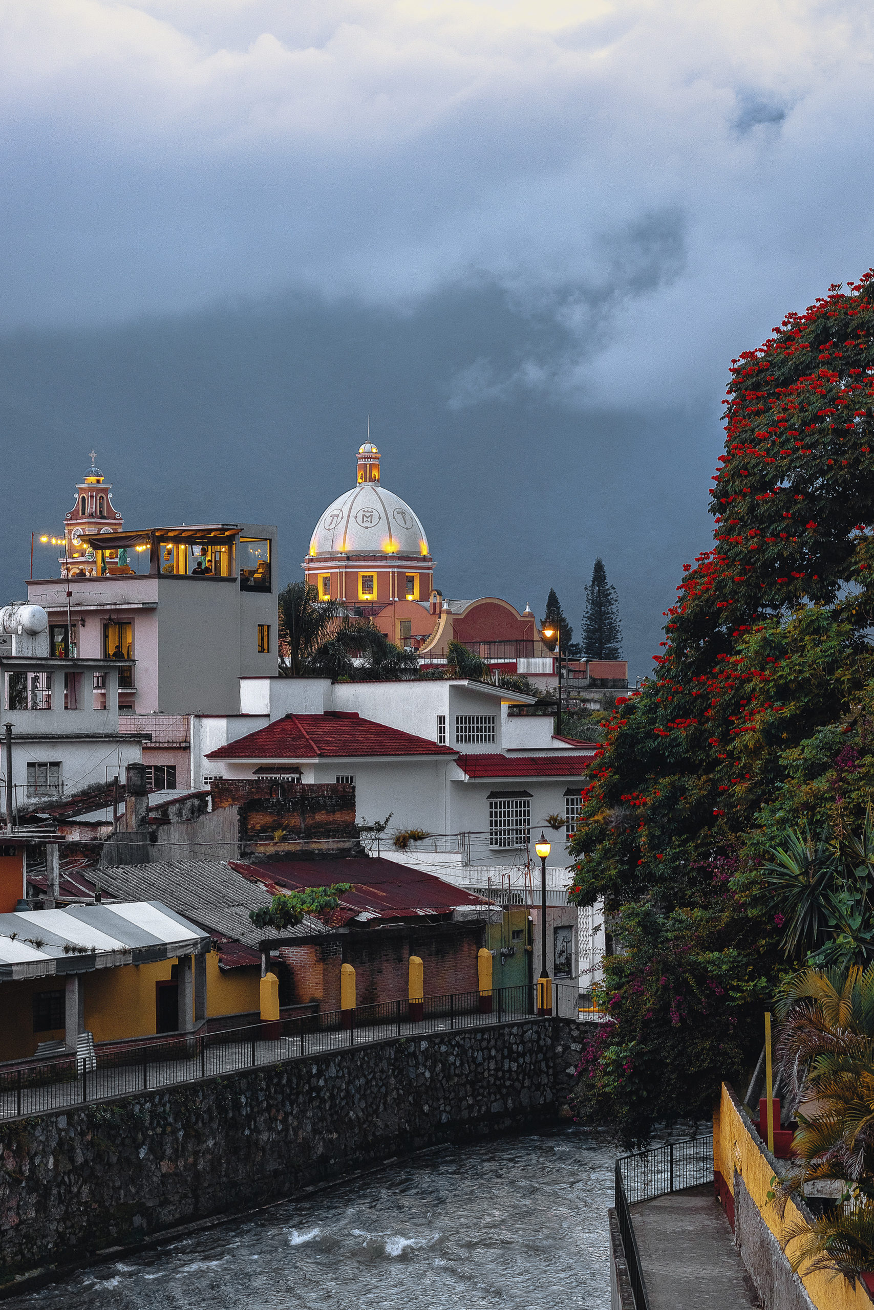 Recuerdo entre calles y atardeceres