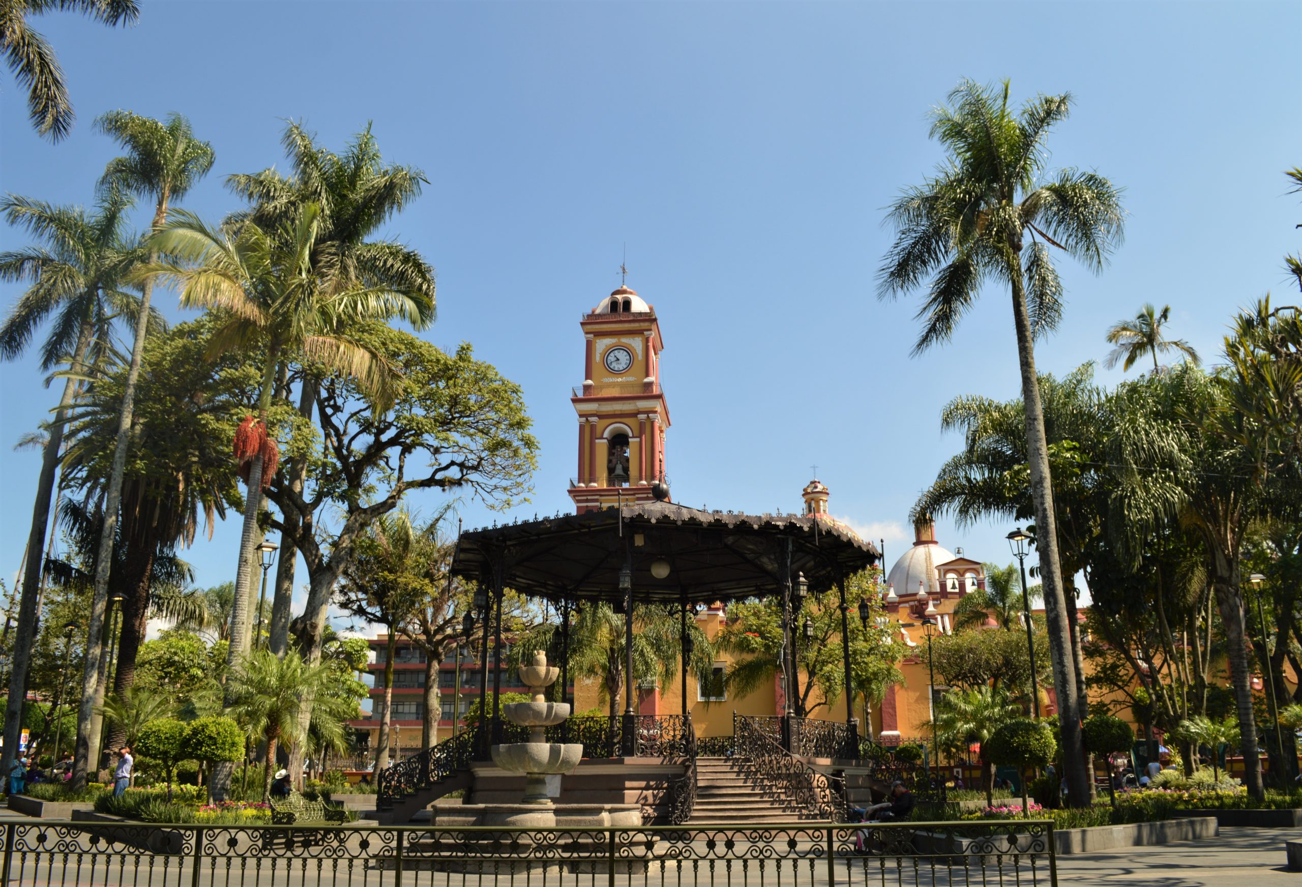 Parque Apolinar Castillo