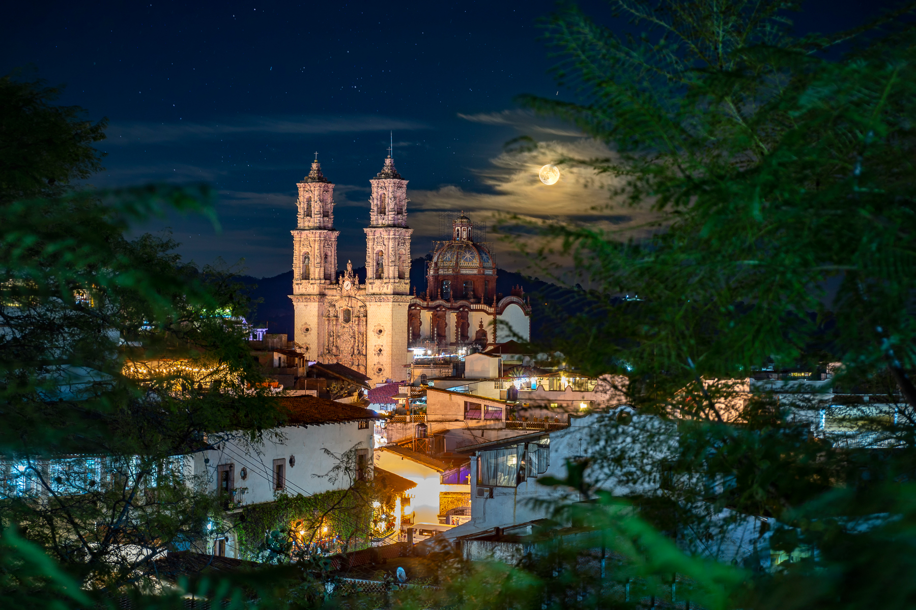 Taxco y sus noches de luna llena