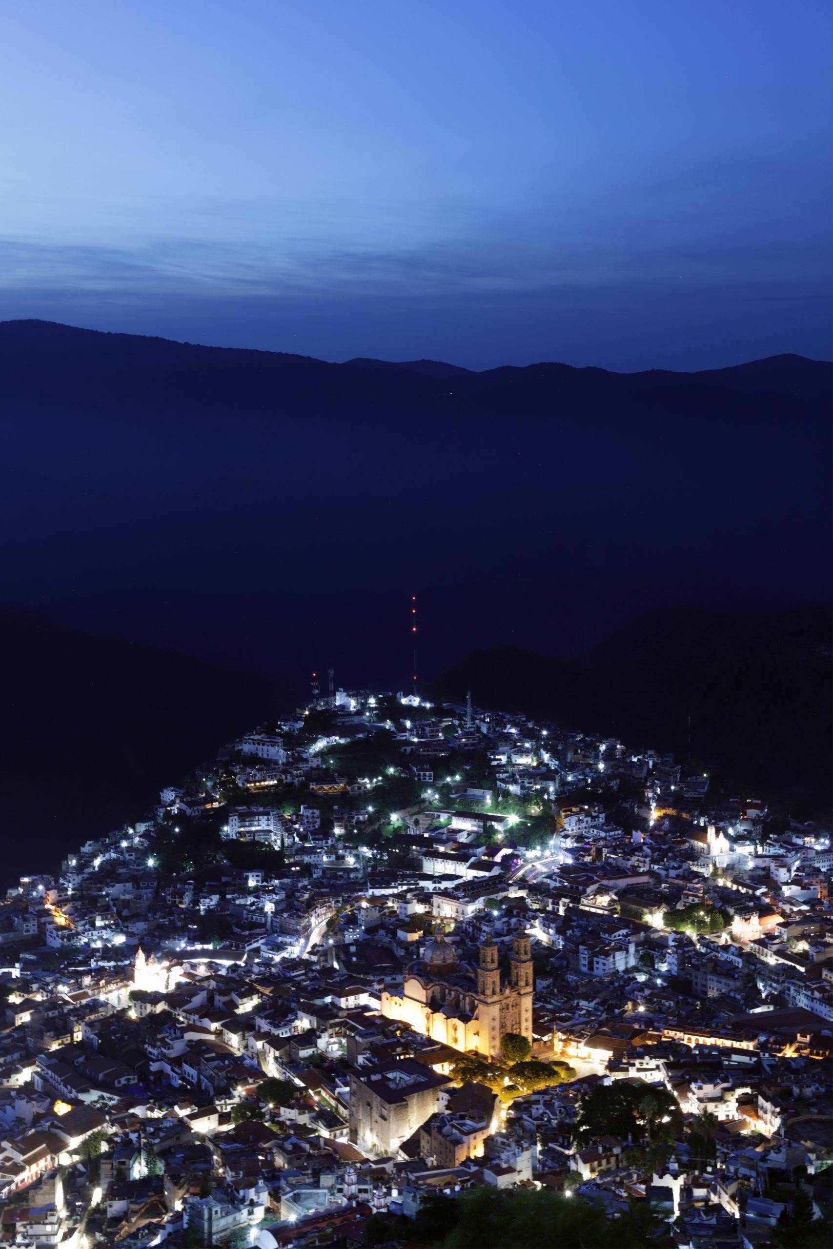 La gema en plata de Mexico: Taxco de Alarcón Guerrero.