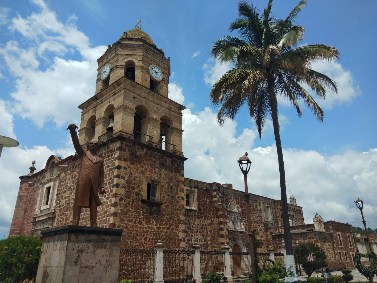 Parroquia de Santiago Apóstol