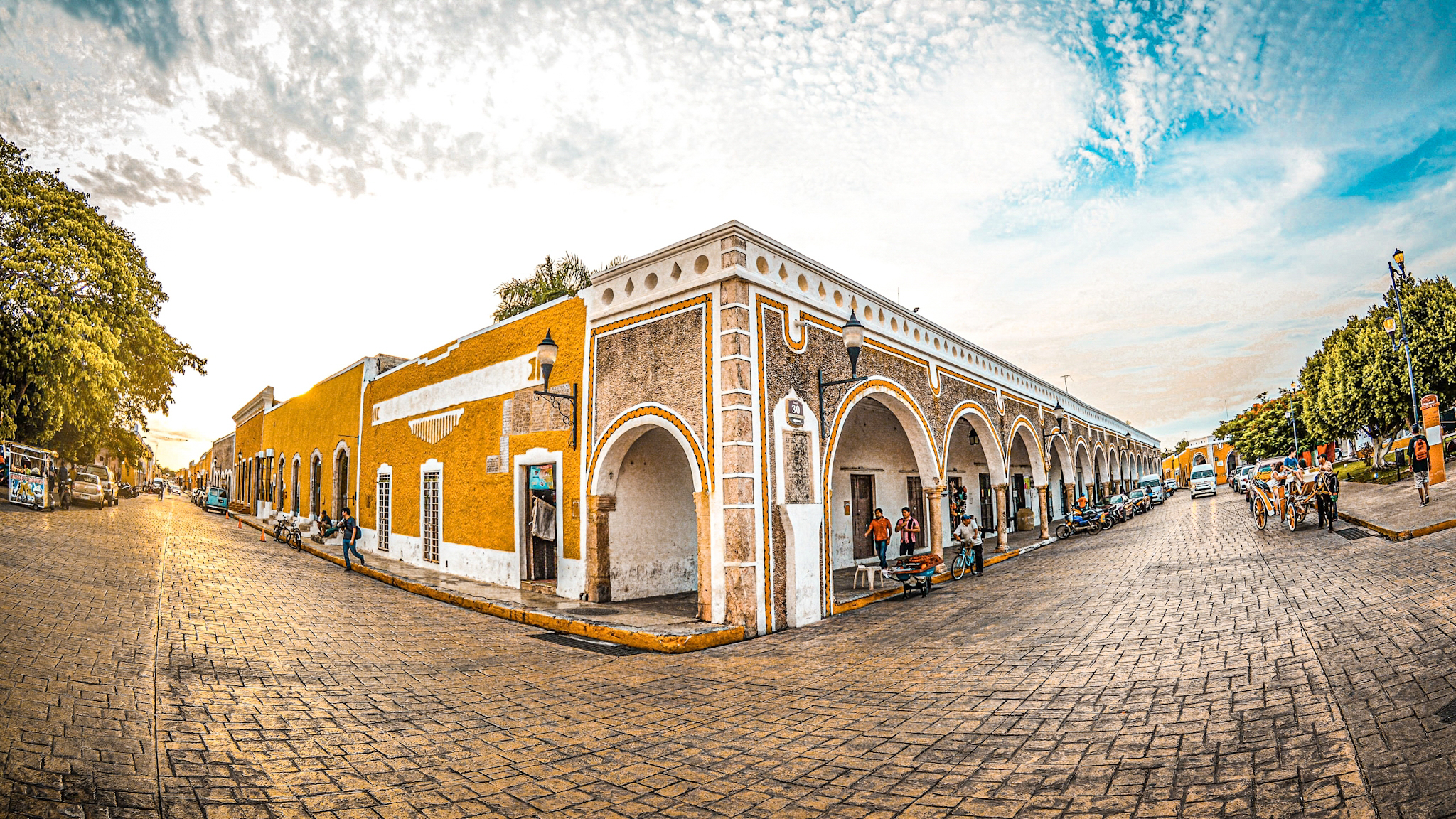 Izamal  “Rocío que desciende del cielo”