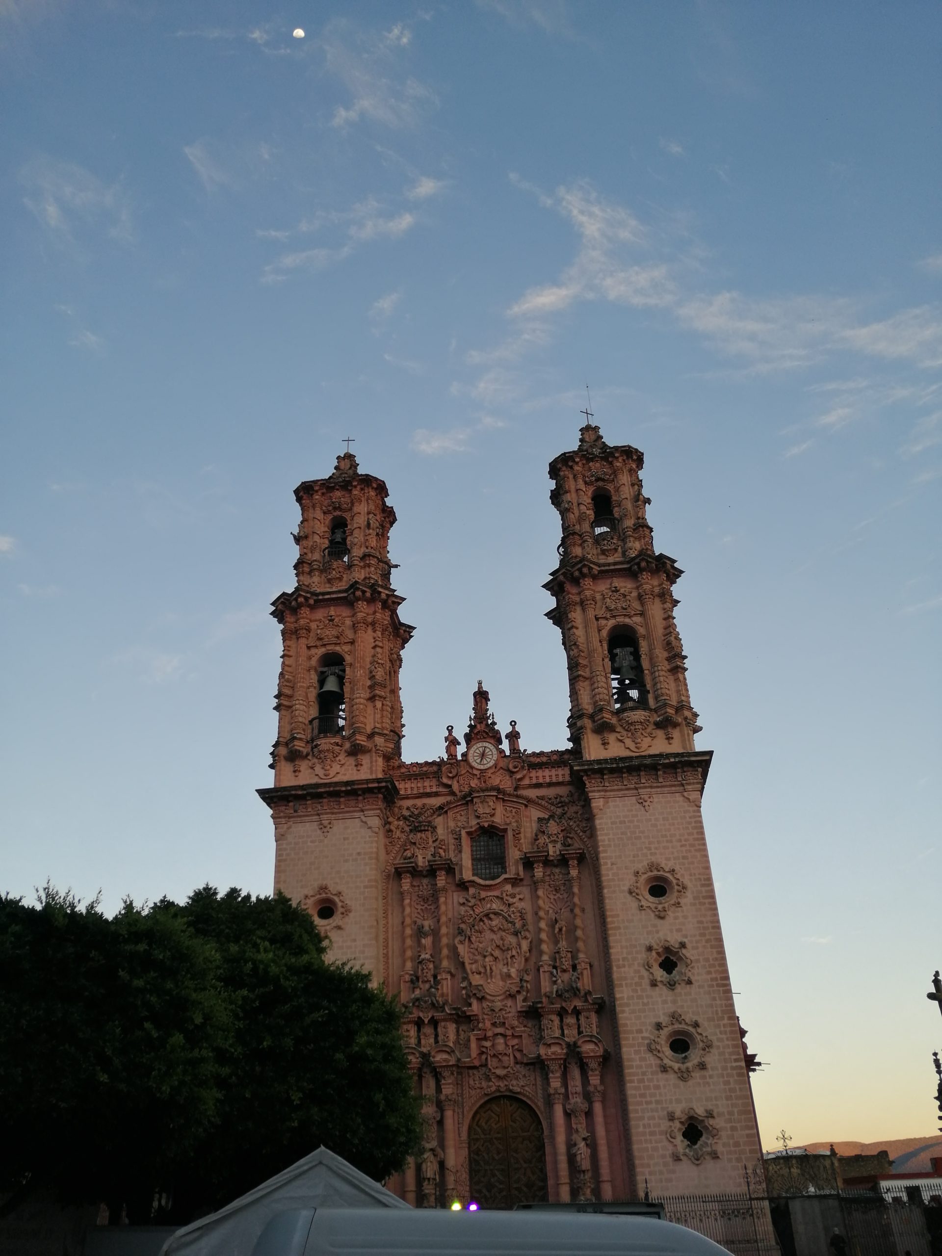 La luna sobre Taxco