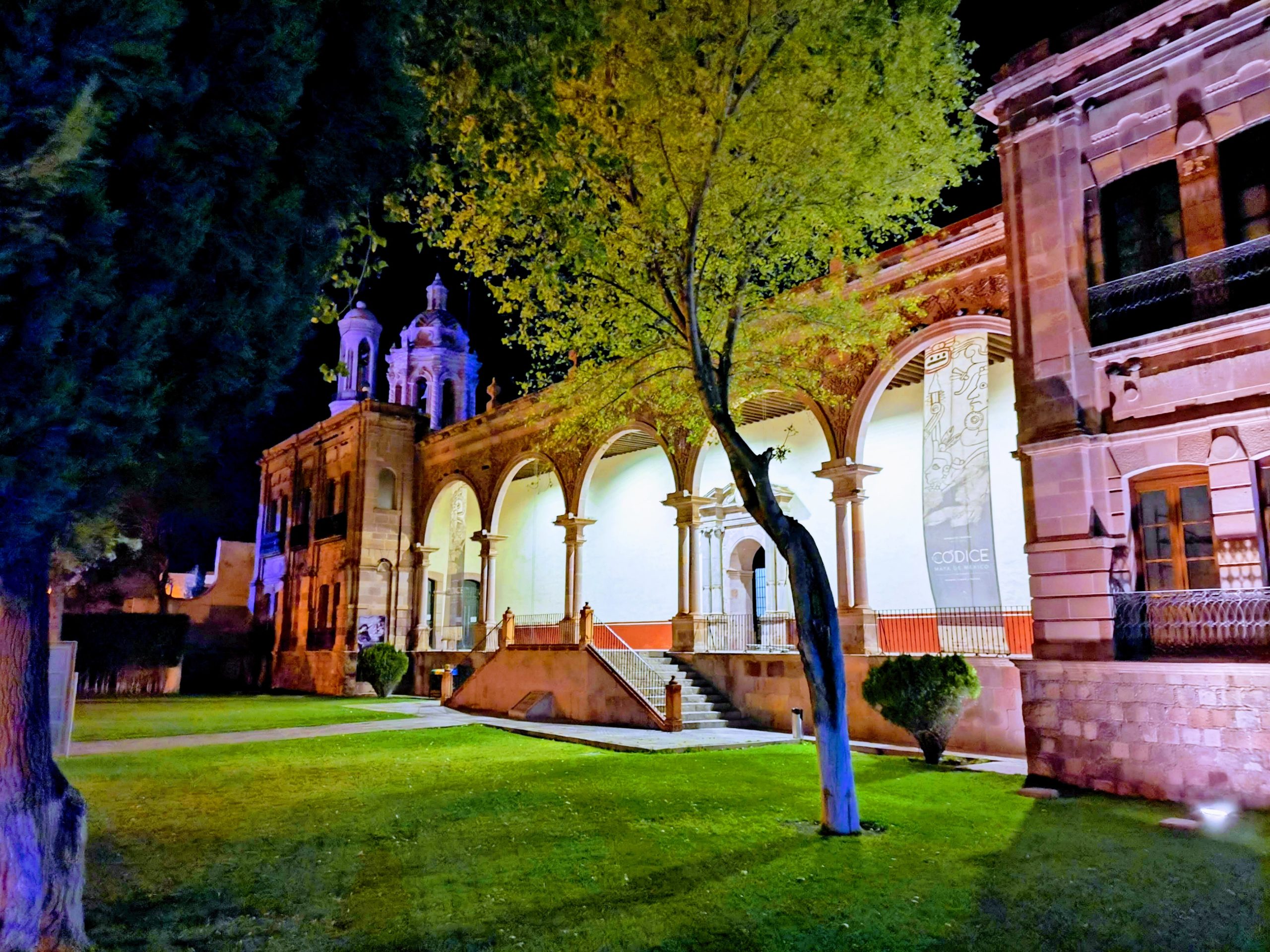 Jardín exterior Museo de Guadalupe